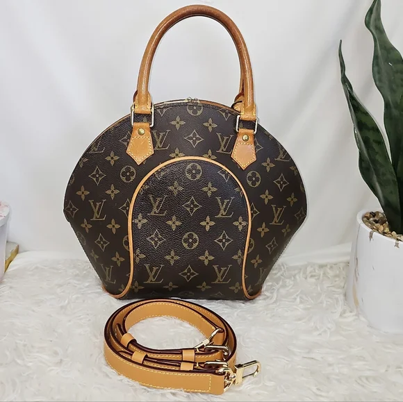 🔥😍Beautiful Condition😍🔥 Louis Vuitton Monogram Handbag - Picture 8 of 17